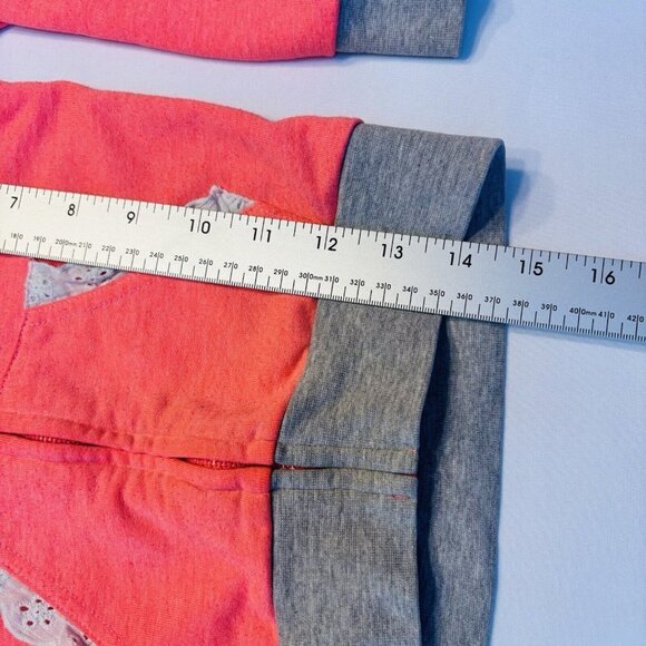 Hello Kitty Sanrio Hoodie Girl Size 4T Full Zip Pink Two Sided Vintage Y2K - Picture 3 of 12